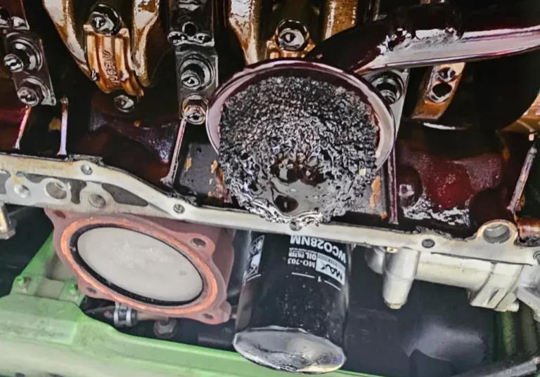 Service Oil pick up fully blocked 02